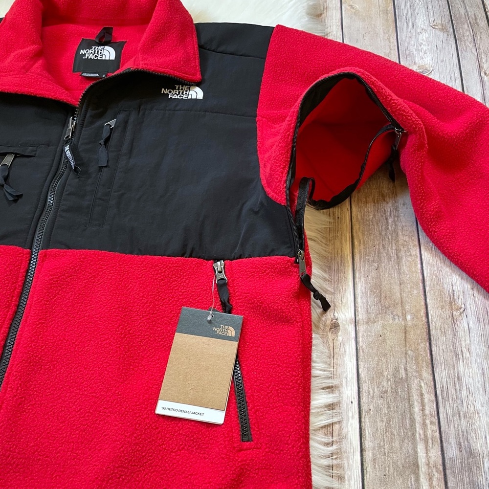 The North Face Men’s ‘95 Retro Denali Jacket - Picture 3 of 9